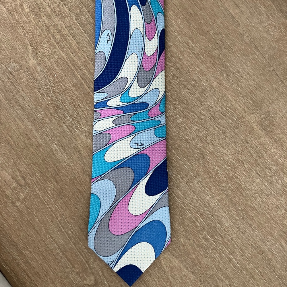 Men’s Emilio Pucci silk tie